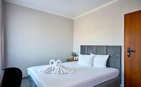 Hotelik B&B Pod Dębami